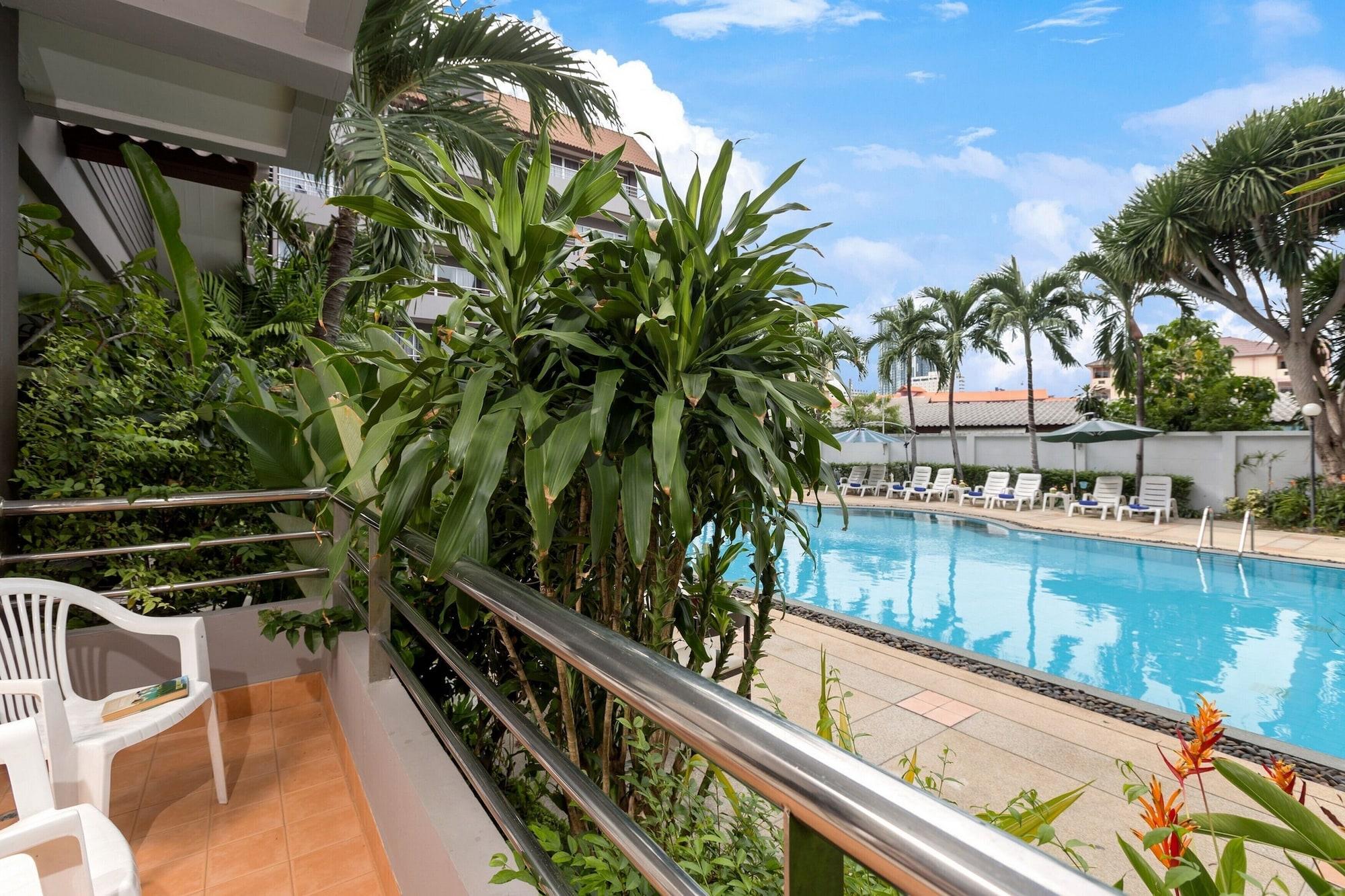 The Holiday Resort Pattaya Exterior foto