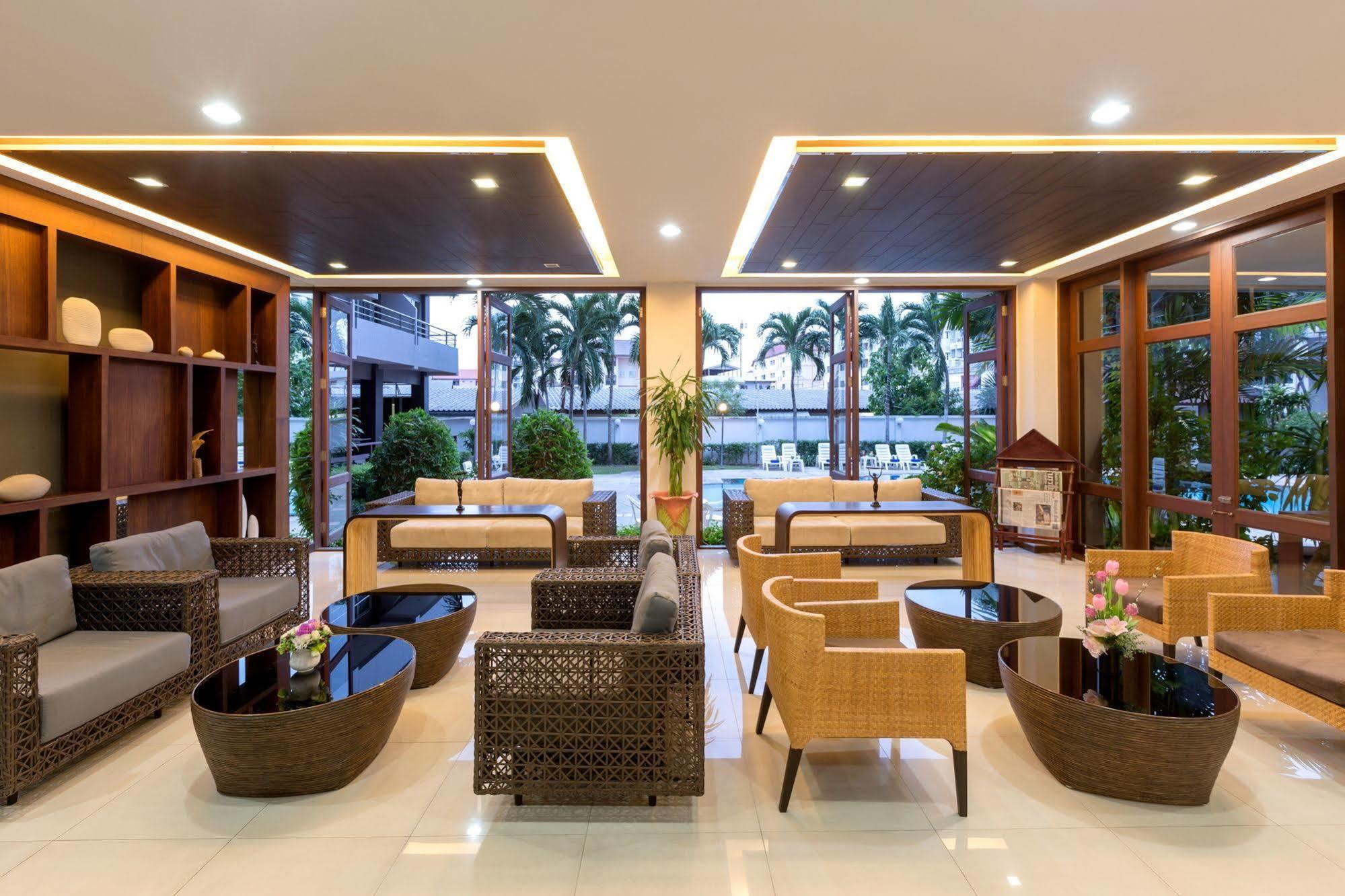 The Holiday Resort Pattaya Exterior foto
