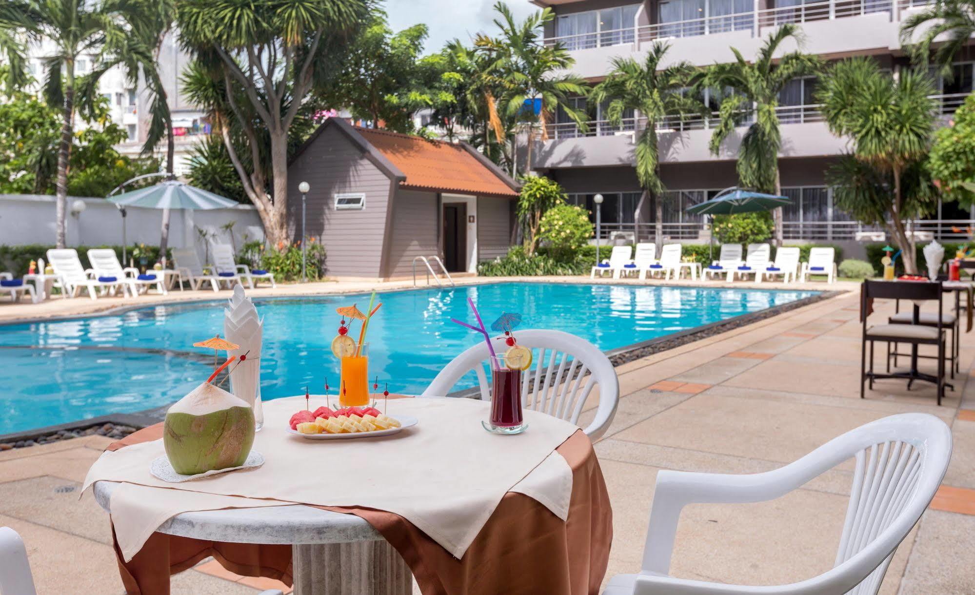The Holiday Resort Pattaya Exterior foto