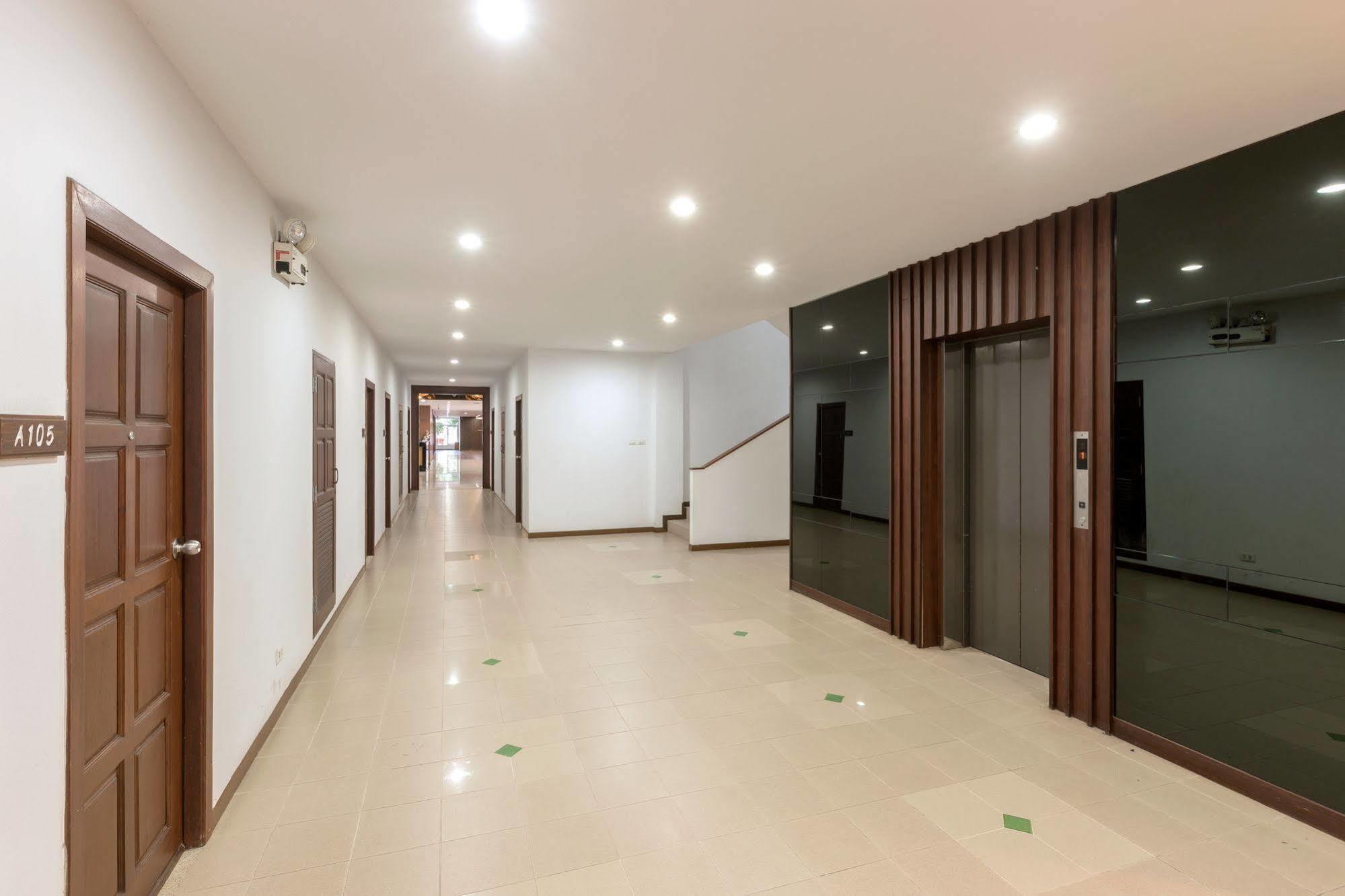 The Holiday Resort Pattaya Exterior foto