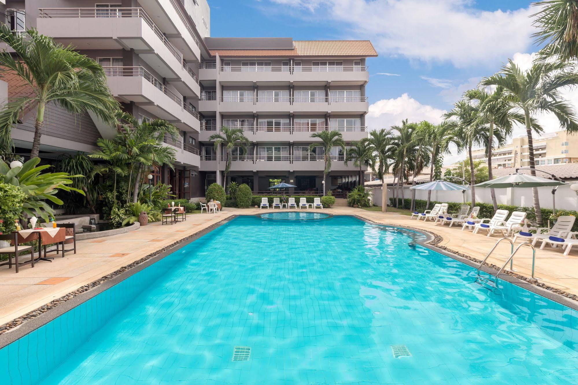 The Holiday Resort Pattaya Exterior foto