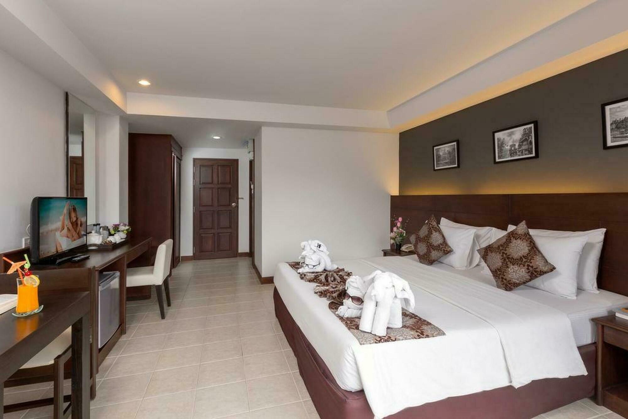 The Holiday Resort Pattaya Exterior foto